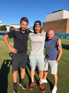 Lacko s trénermi Filipom Havajom a Davidom Olaszom